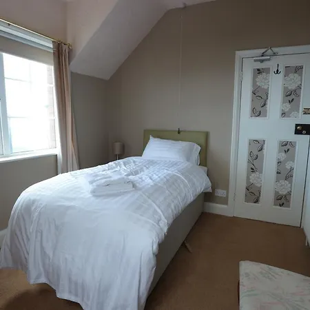 House * Ravenscar