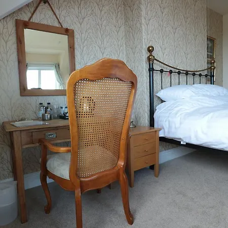 House Bed & Breakfast *