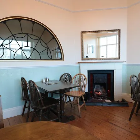House * Ravenscar